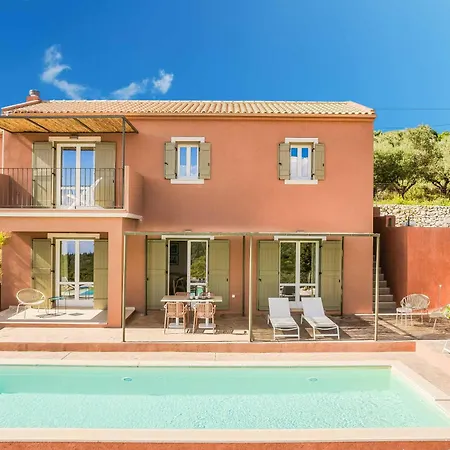 Mare Kefalonia * Κατσαράτα